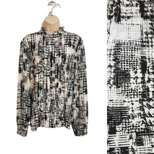 Karl Lagerfeld Paris Printed Ruffle Long Sleeve Blouse Large